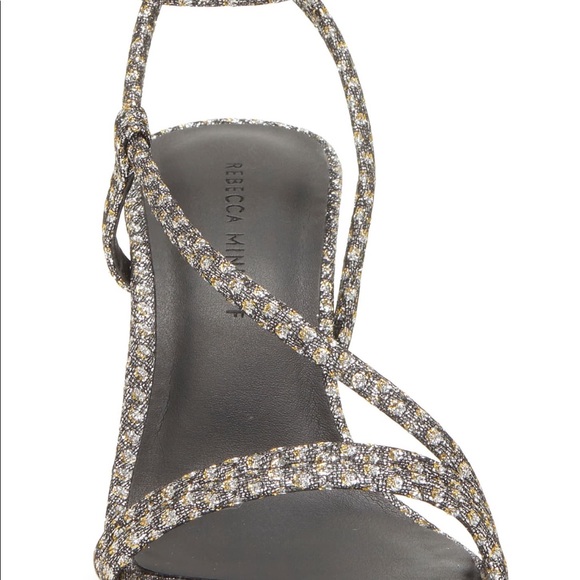 Gorgeous Elegant Heels 👡 - Picture 6 of 7